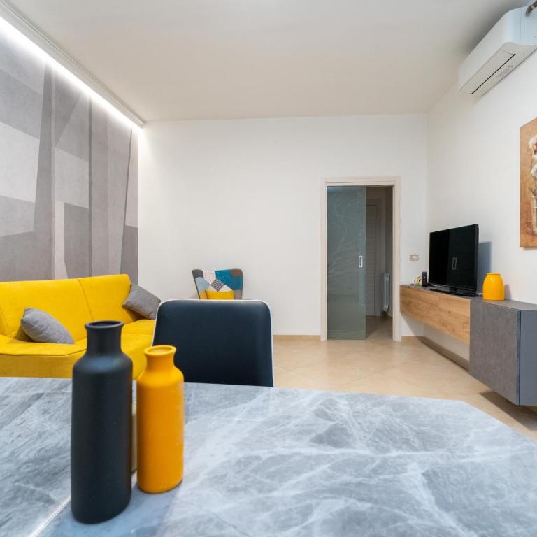 Pretty House Catania Center - Two-Bedroom Apartment - 10