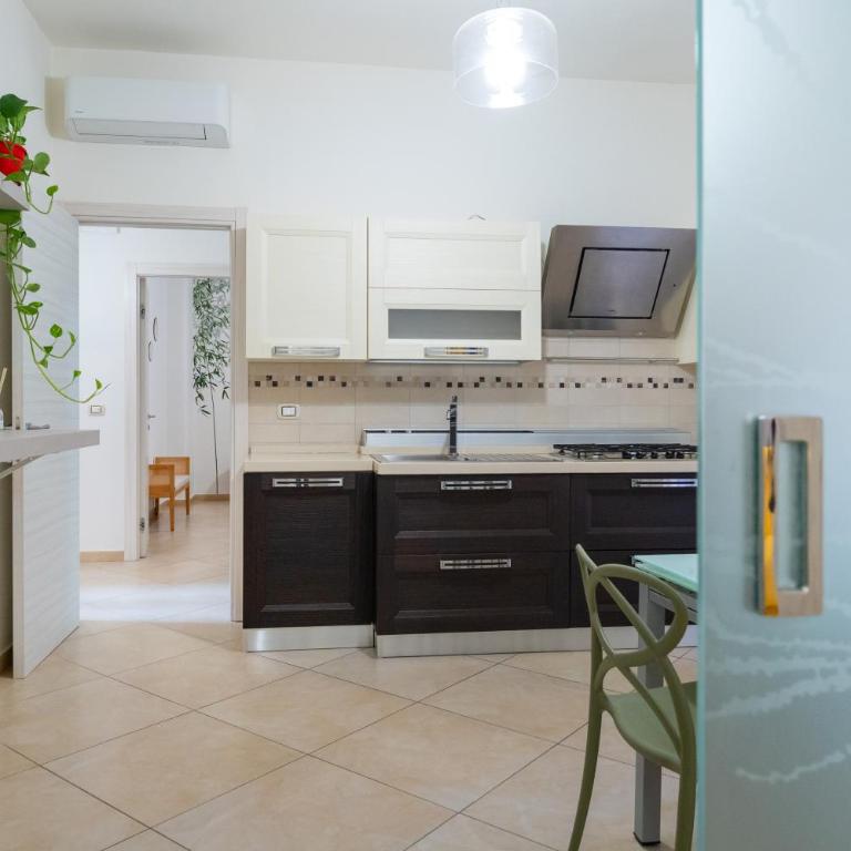 Pretty House Catania Center - Two-Bedroom Apartment - 13