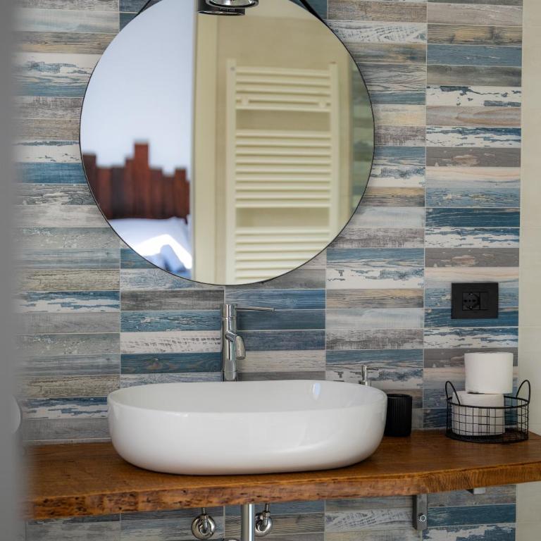 Villa Mafalda - Camera Matrimoniale con Bagno Privato - 10