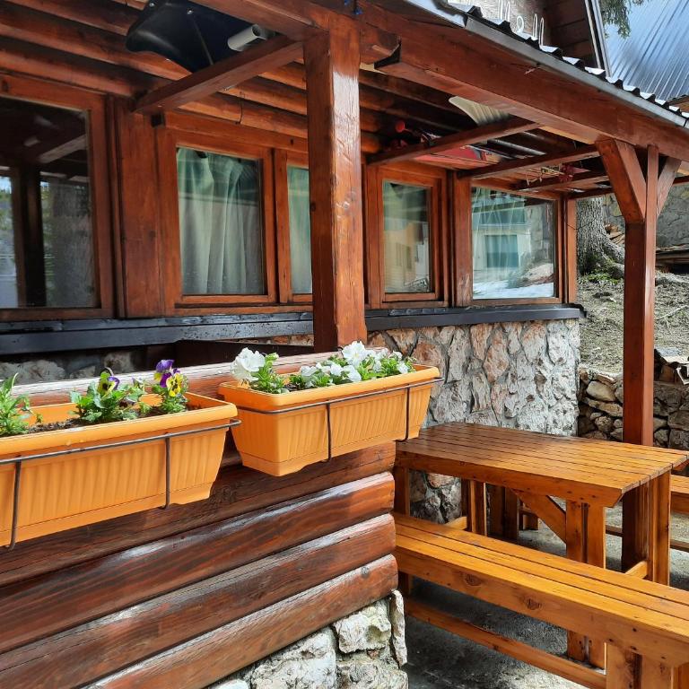 Snow Angel Jahorina - Two-Bedroom House - 39