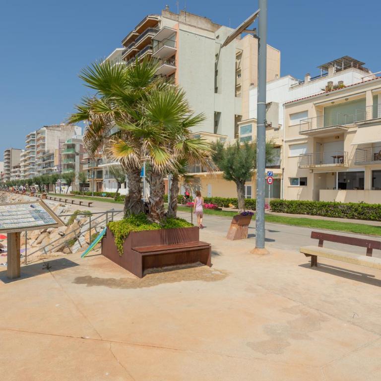 Flateli Sant Antoni 7 - Apartamento de 3 dormitorios con vistas al mar - 7