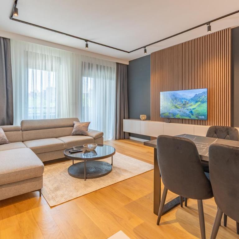 Park Vila Apartments - One-Bedroom Superior Apartment - 1