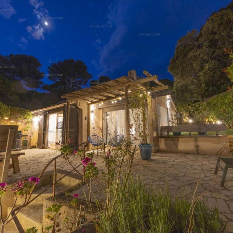 Mas provençale à Cavalaire sur mer avec accès direct à la mer - Villa con vistas al mar - 14