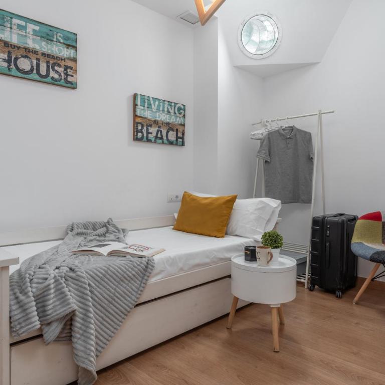 tuGuest Postigo I Catedral Apartment - Free parking - Two-Bedroom Apartment - 37