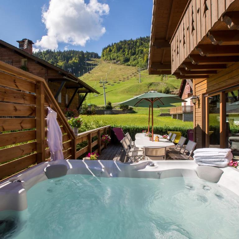 Simply Morzine - Chalet Carving - Superior Chalet - 44