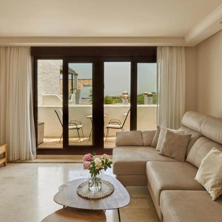 Green Haven Casares - Two-Bedroom Apartment with Sea View - 2