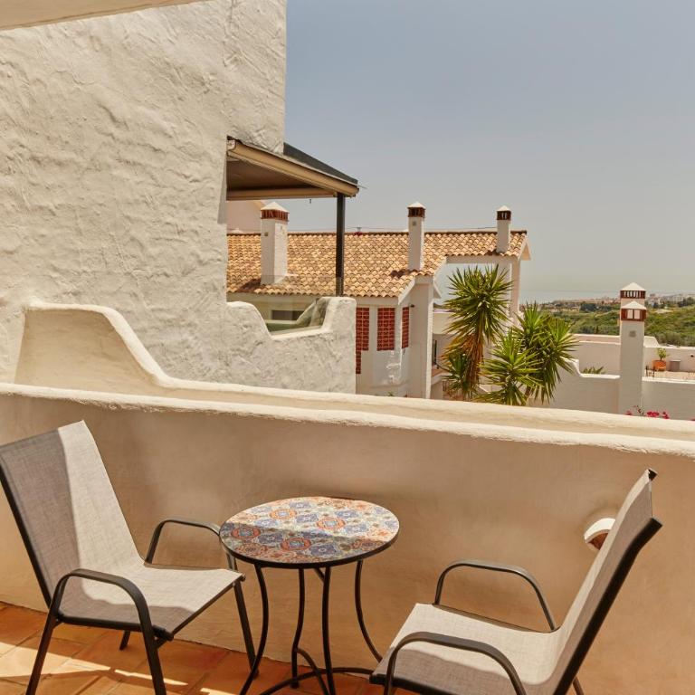 Green Haven Casares - Two-Bedroom Apartment with Sea View - 5