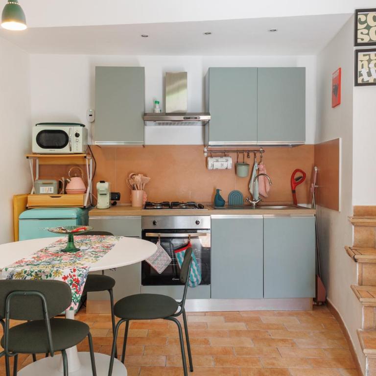 Casa Lunatica - Appartamento con 2 Camere da Letto - 6