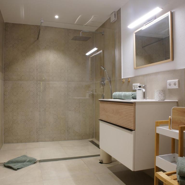 Bauernhof Hipp Ferienwohnung - Apartment mit 2 Schlafzimmern - 9