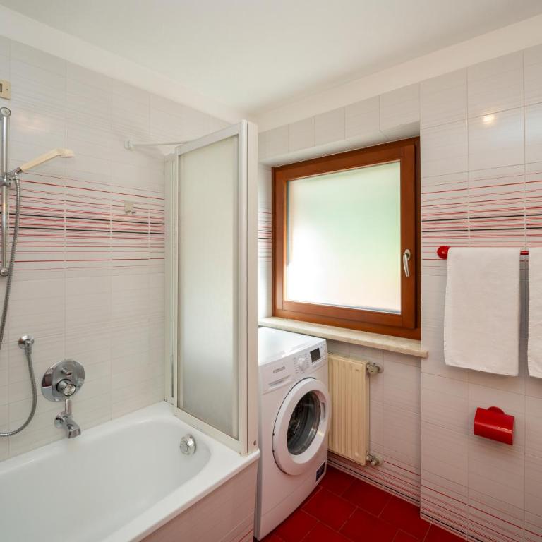 Cèsa Al Bosch - Appartamento con 1 Camera da Letto, Balcone e Vista Montagna - 5