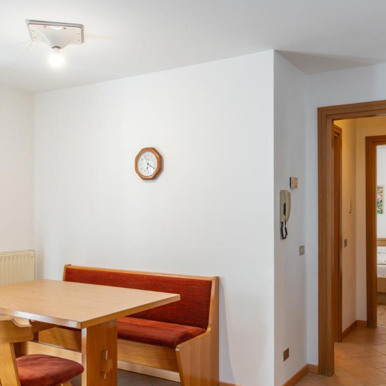 Cèsa Al Bosch - Appartamento con 1 Camera da Letto, Balcone e Vista Montagna - 8