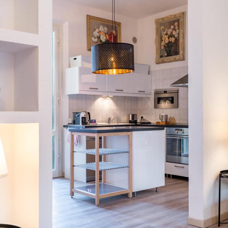 Maison Sanzio - Appartamento con 4 Camere da Letto e Balcone - 3