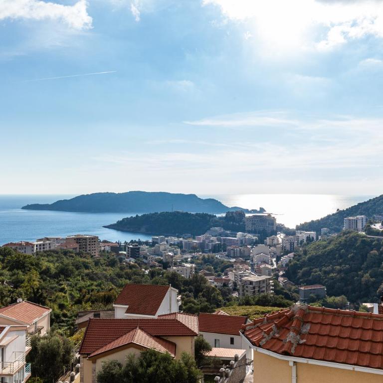 Olive Tree Apartments - One-Bedroom Apartment with Balcony and Sea View - 18