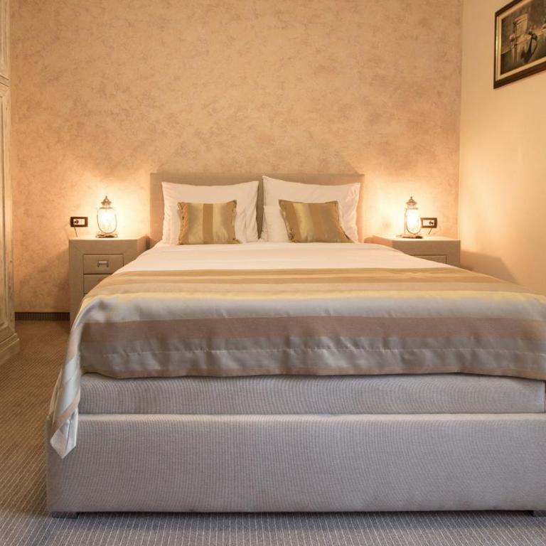 Hotel Helada - Deluxe Double or Twin Room - 8