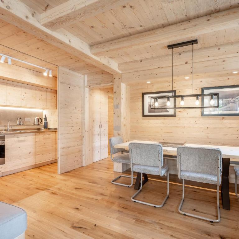 Brand new large 4 bedroom in great location - Appartamento - 7