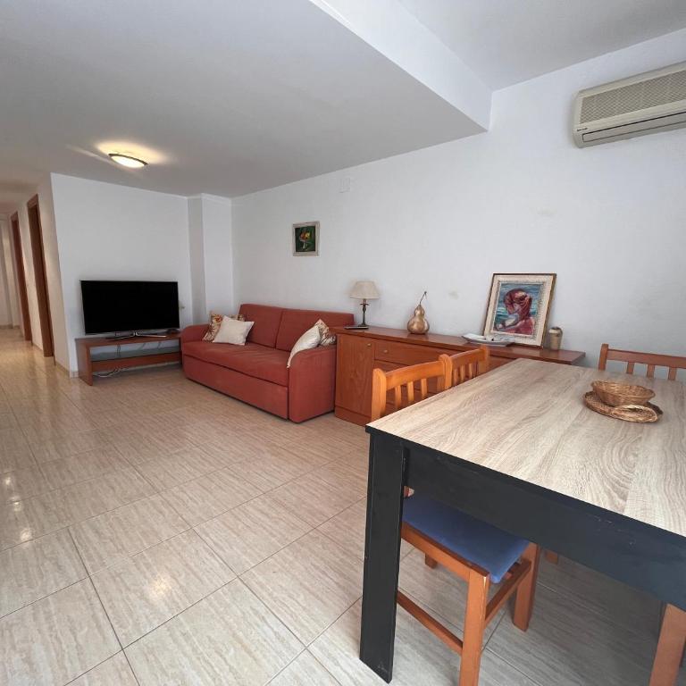 ACV - Costa Marina I- 1º linea planta 6 frontal - Apartamento de 3 dormitorios - 6