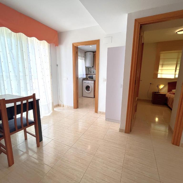 ACV - Costa Marina I- 1º linea planta 6 frontal - Apartamento de 3 dormitorios - 18
