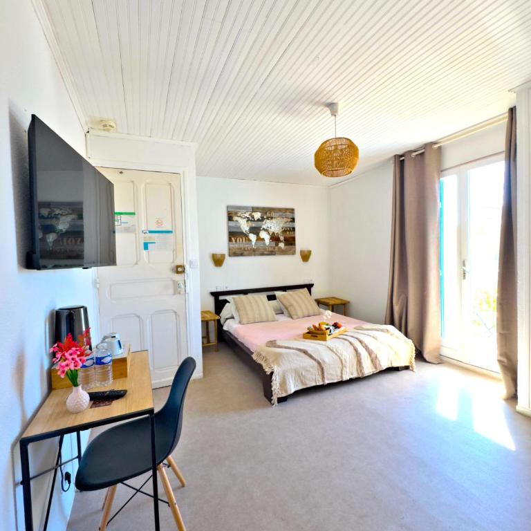 Hôtel Le Chalet - Chambre Double avec Balcon - Vue sur Mer - 4