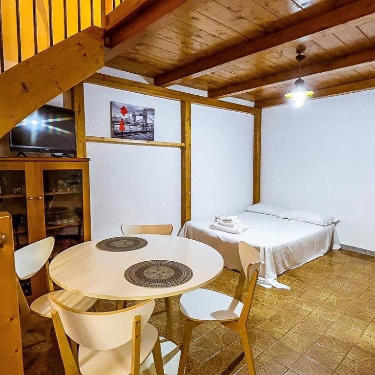 In pieno centro a Gaeta - CasAurora P1 - One-Bedroom Apartment - 11