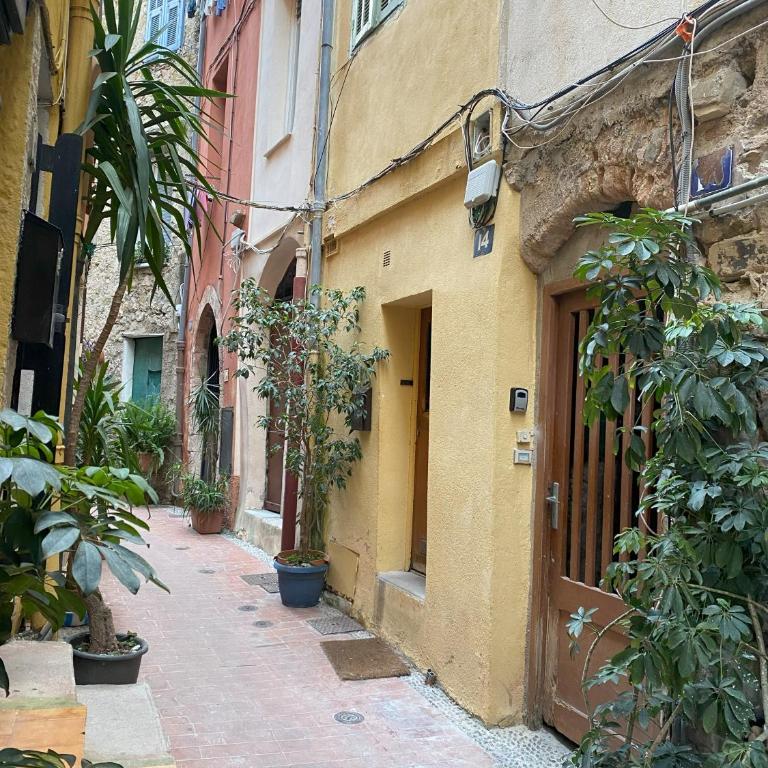 Refurbished apartment in the Old Town, steps from the beach - Appartamento con 1 Camera da Letto - 12