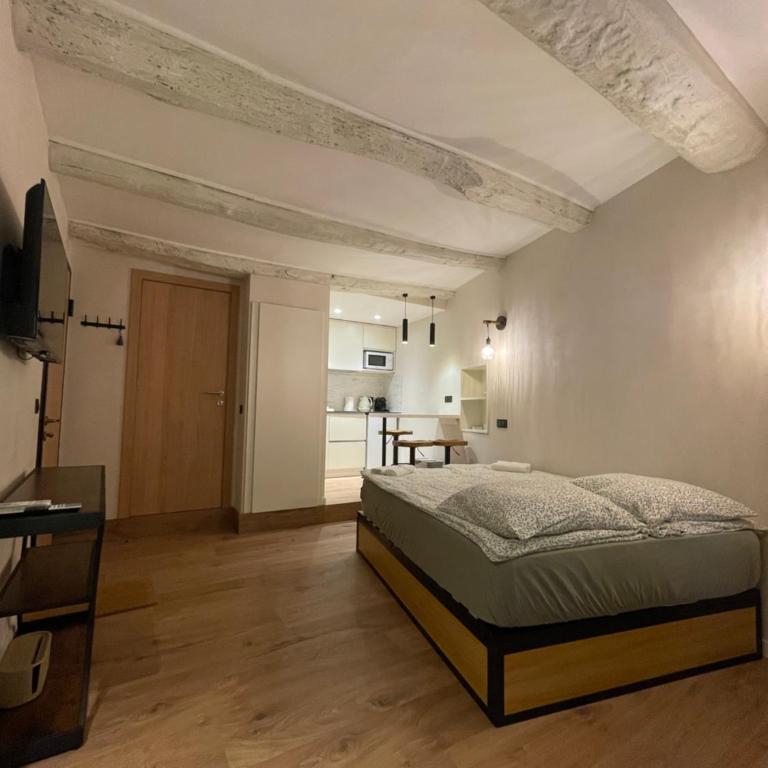 Refurbished apartment in the Old Town, steps from the beach - Appartamento con 1 Camera da Letto - 35