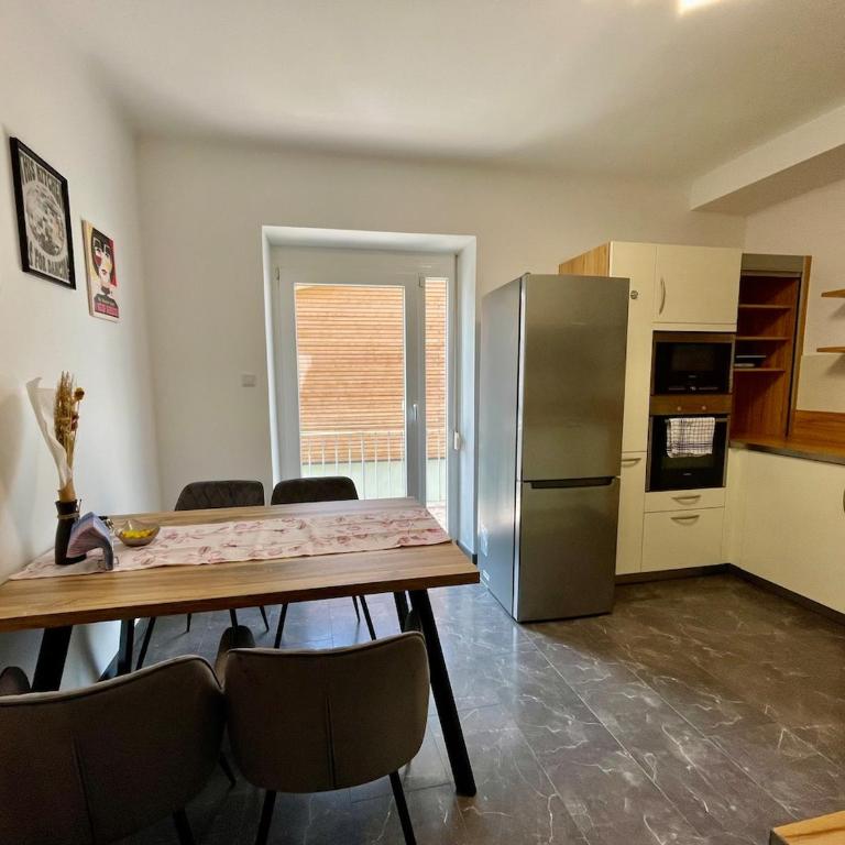 Stylische Wohnung nähe Stadthalle mit Balkon - Apartment mit 1 Schlafzimmer - 7