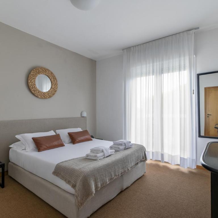 Harvey Suites Hotel & Residence - Appartamento Deluxe con 2 Camere da Letto e Vista Giardino - 4