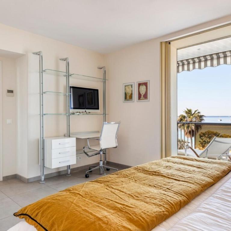 REF 1426 - Cannes Croisette - Sea view apartment for rent - Apartamento de 1 dormitorio - 9