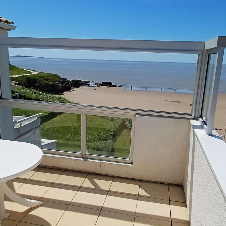 Spacieux Appartement T3 avec Terrasse Ensoleillée et Parking - FR-1-494-211 - Appartamento - 5