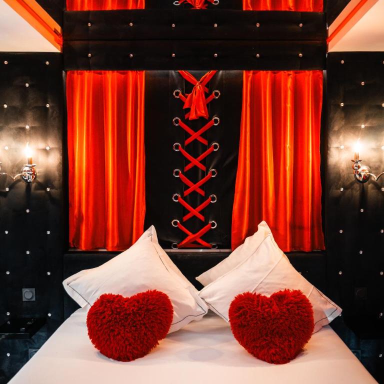 Le Cabaret Vip SPA - Superior Apartment with Sauna - 39