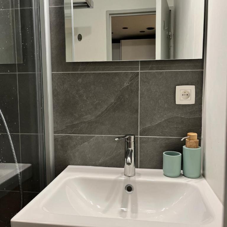 Beautiful cozy and fully renovated apartment - Apartamento de 1 dormitorio - 15