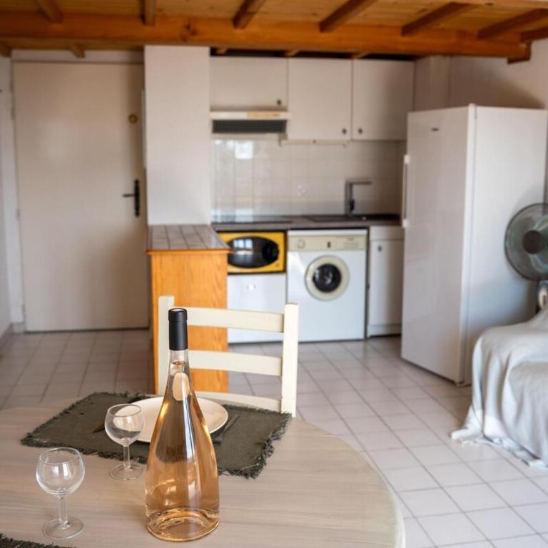 Les Cigalines Appartement avec Piscine - Apartamento de 2 dormitorios - 8