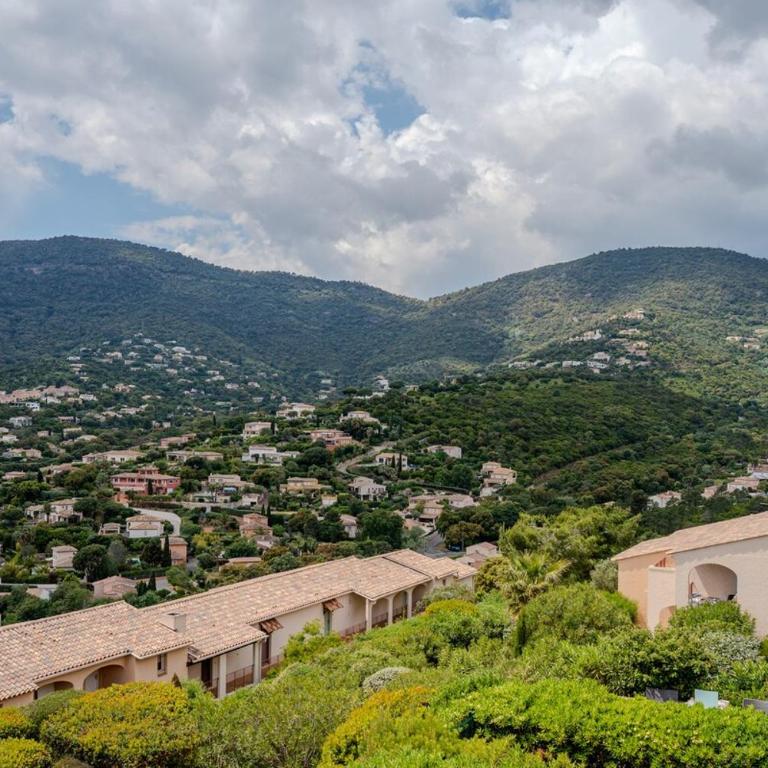 Les Cigalines Appartement avec Piscine - Apartamento de 2 dormitorios - 14