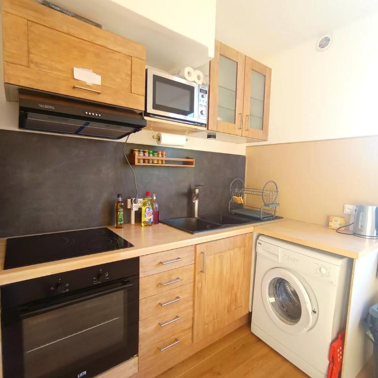 Spacieux T4 parking gratuit- idéal famille et pro - Apartment - 16