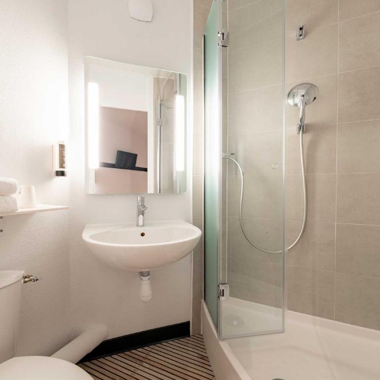 B&B HOTEL Calais Centre St Pierre - Chambre Double - 3