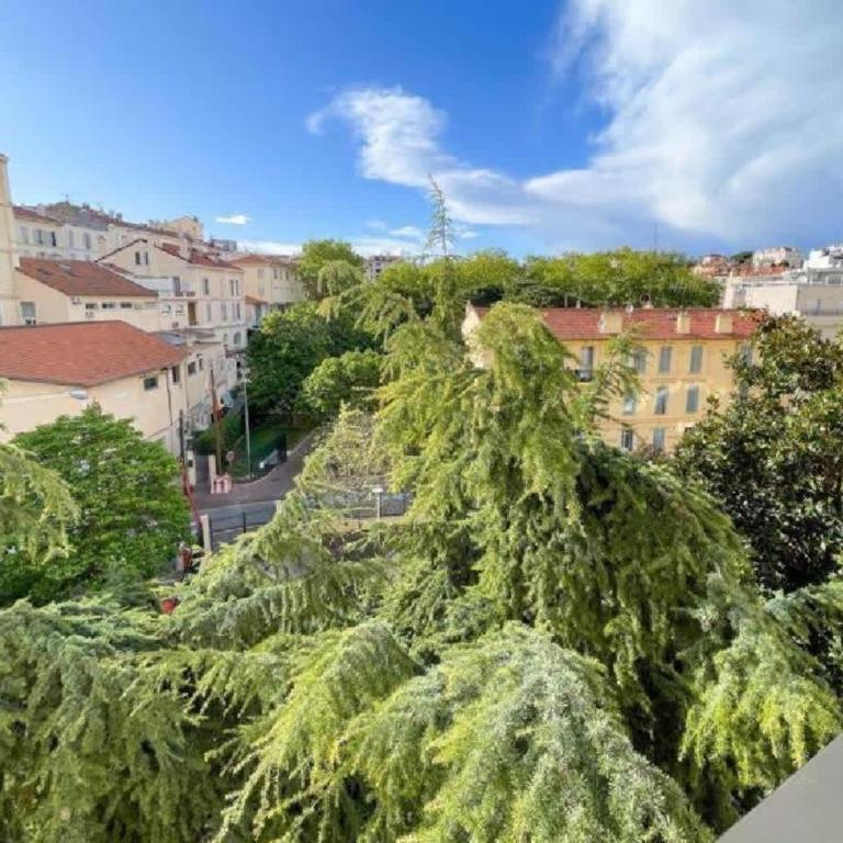 L'ILOT avec balcon, mignon et charmant, un havre de paix au cœur du centre-ville - Appartement 1 Chambre - 4
