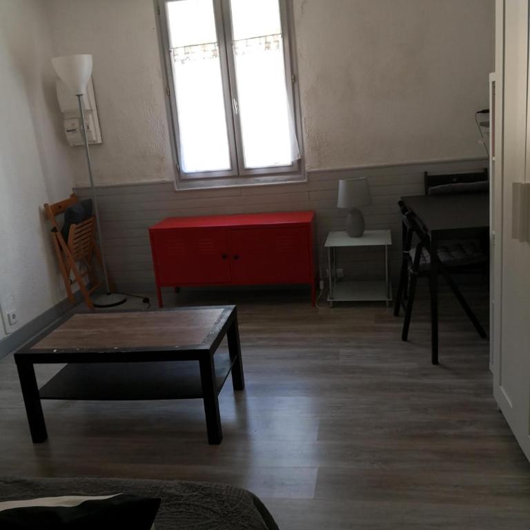 joli sudio clim centre ville - Apartamento de 1 dormitorio - 5