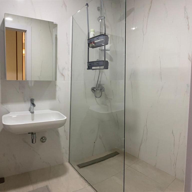 New Apartments For you - Apartman sa 1 Spavaćom Sobom, Balkonom i Pogledom na Planinu - 6