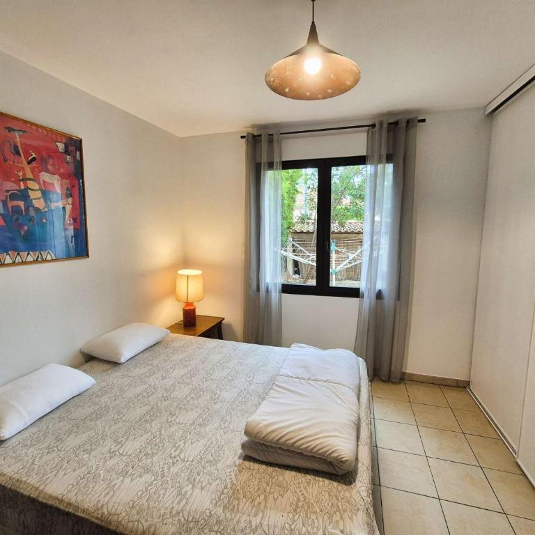 Piscine, plage à pied, WIFI, billard, babyfoot, ping pong, BBQ... - Villa avec Piscine Privée - 11