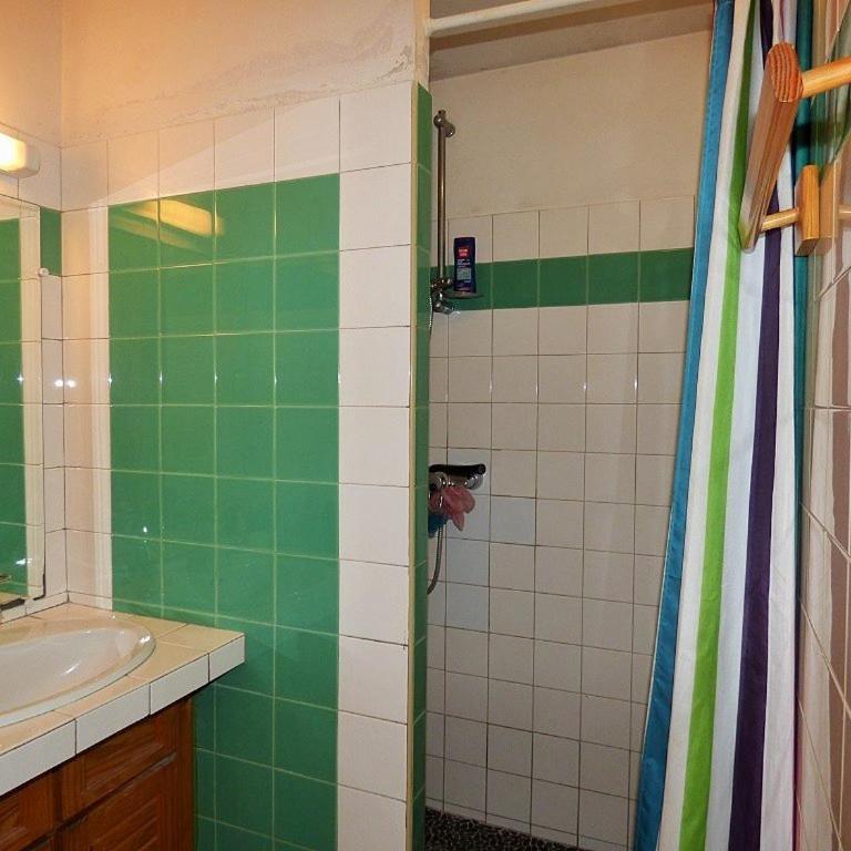Piscine, plage à pied, WIFI, billard, babyfoot, ping pong, BBQ... - Villa avec Piscine Privée - 12