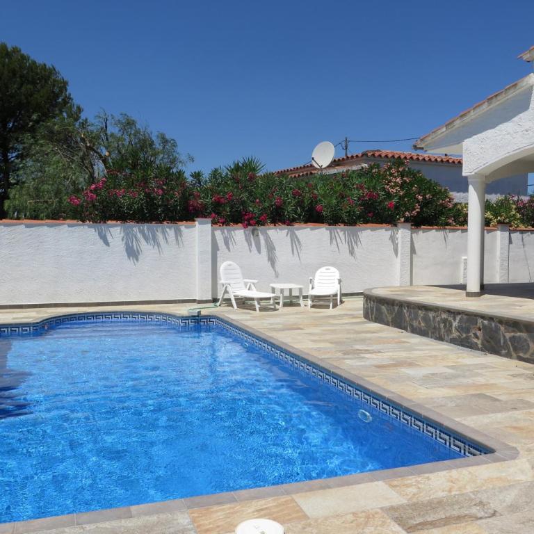 Ref Garr11 - Villa con piscina privada - 2