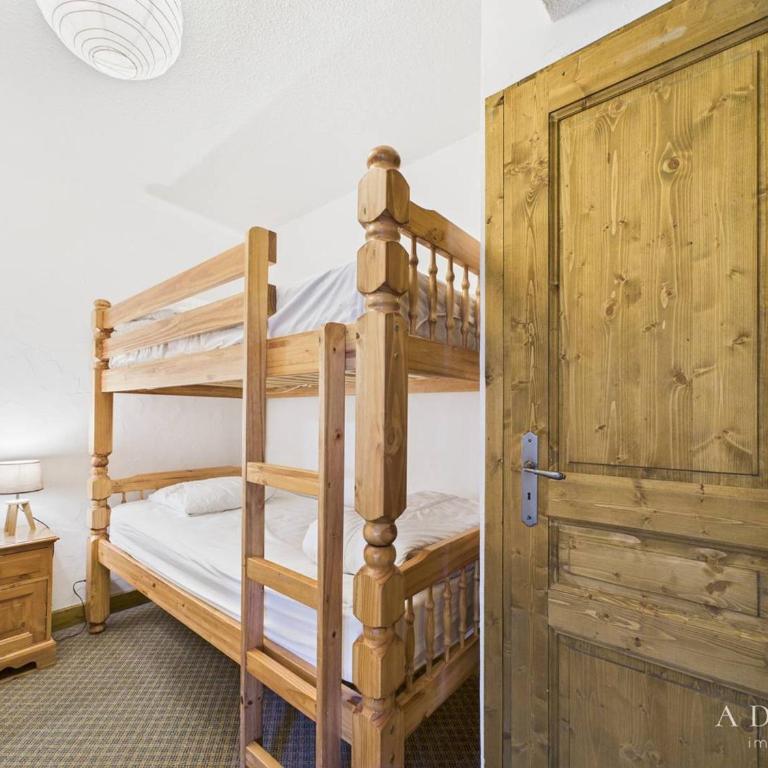 Appartement 4 Pièces au Centre de la Station, Proche Remontées Mécaniques, Parking et Balcon Est - FR-1-398-521 - Appartement (8 Adultes) - 7