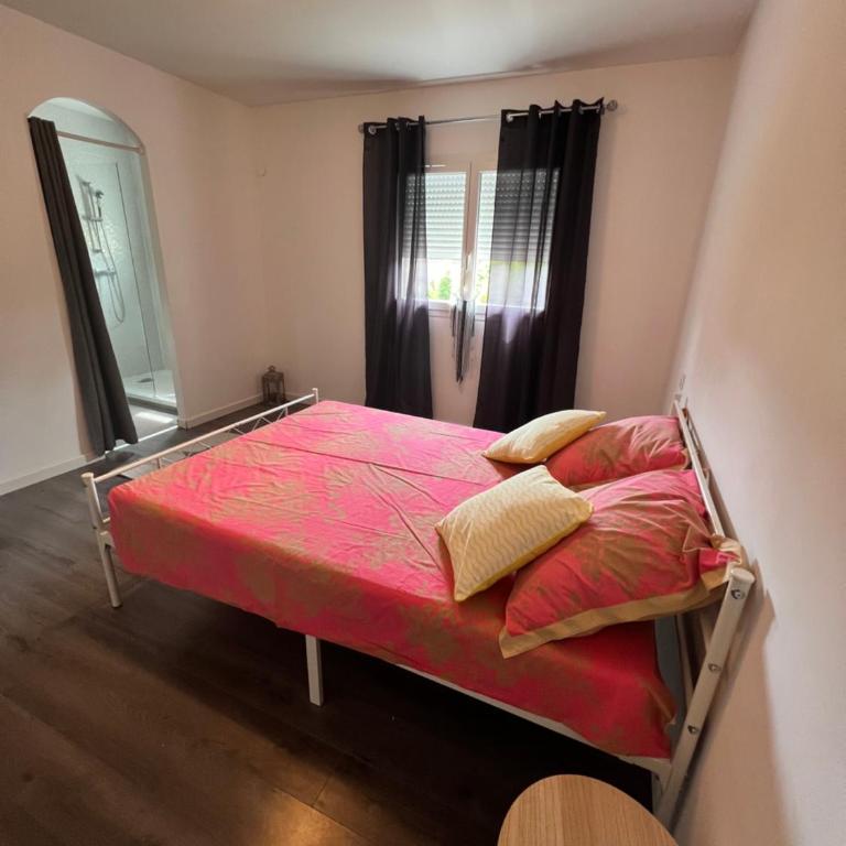 Charmant T2 en bas de villa avec jardin - Apartment mit 1 Schlafzimmer - 6