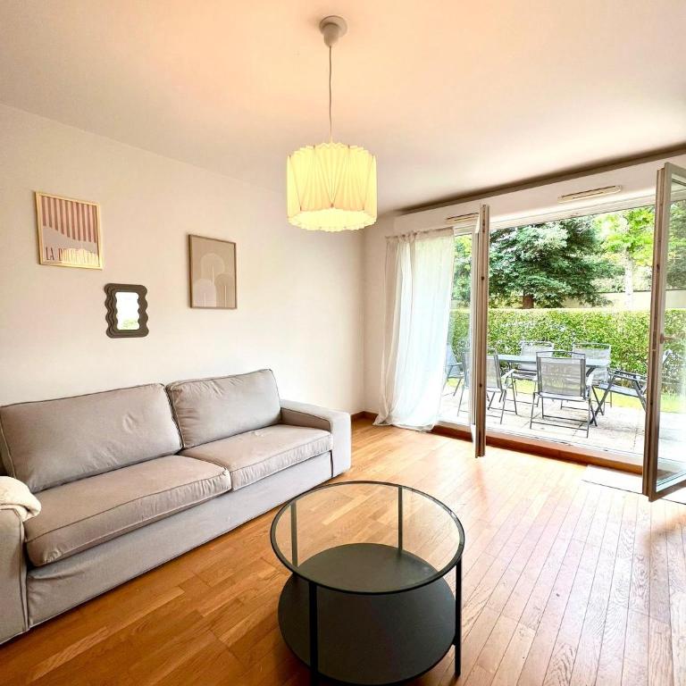 Appartement Spacieux avec jardin, à 5 min à pied de l'abbaye aux Dames et 10 min à pied du centre ville - Apartment mit 3 Schlafzimmern - 5