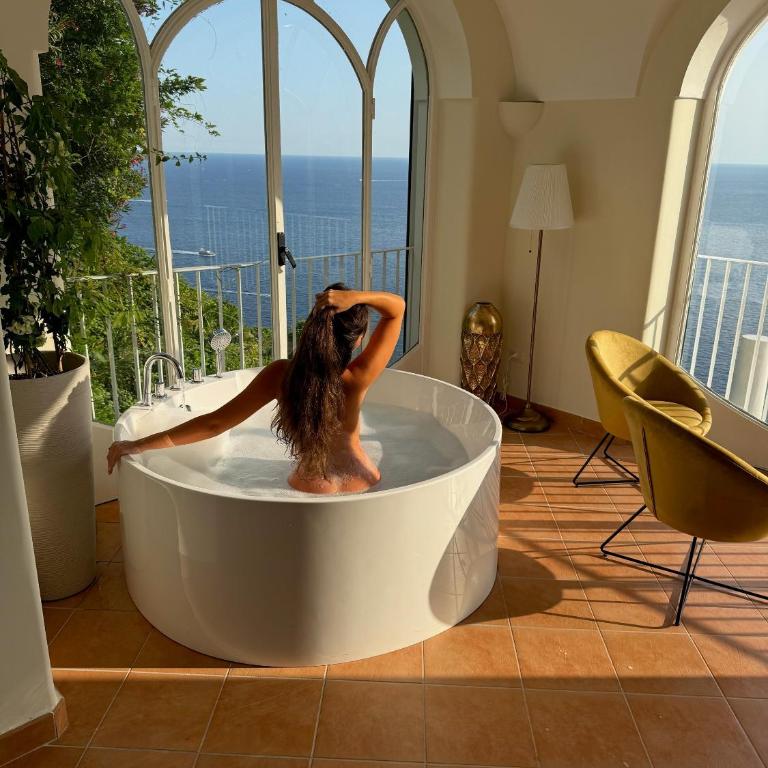 Villa Santa Chiara Positano Suites - Suite King con Vista Mare - 4