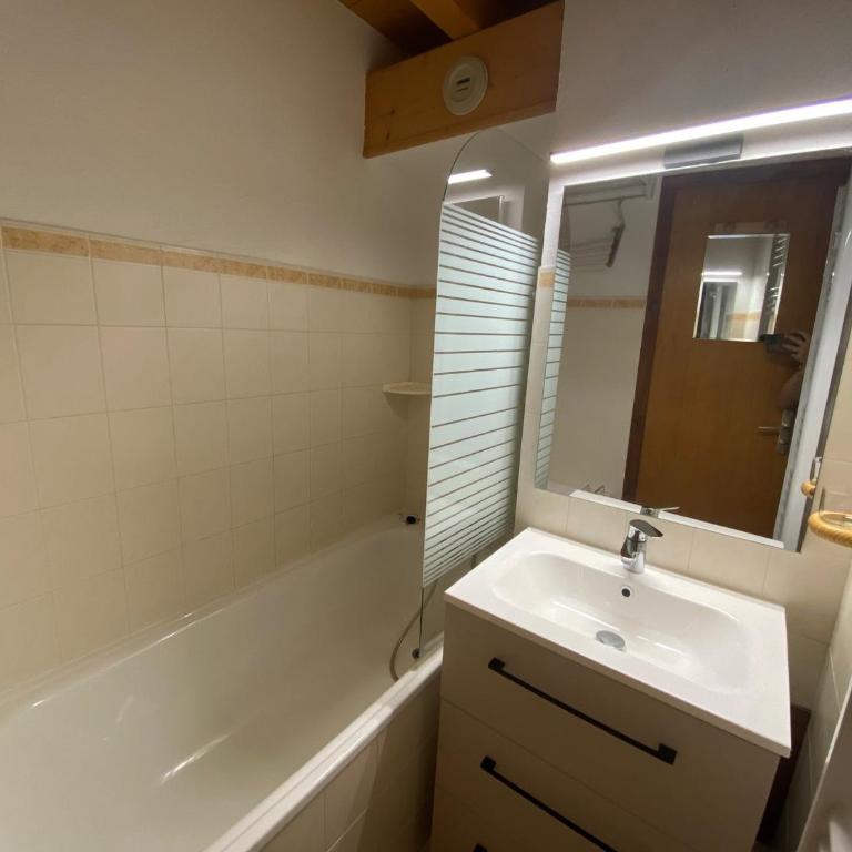 Les Saisies - Appartement 3 pièces pour 8 pers., 2 salles de bains, vue piste, parking - Apartment mit 3 Schlafzimmern - 14