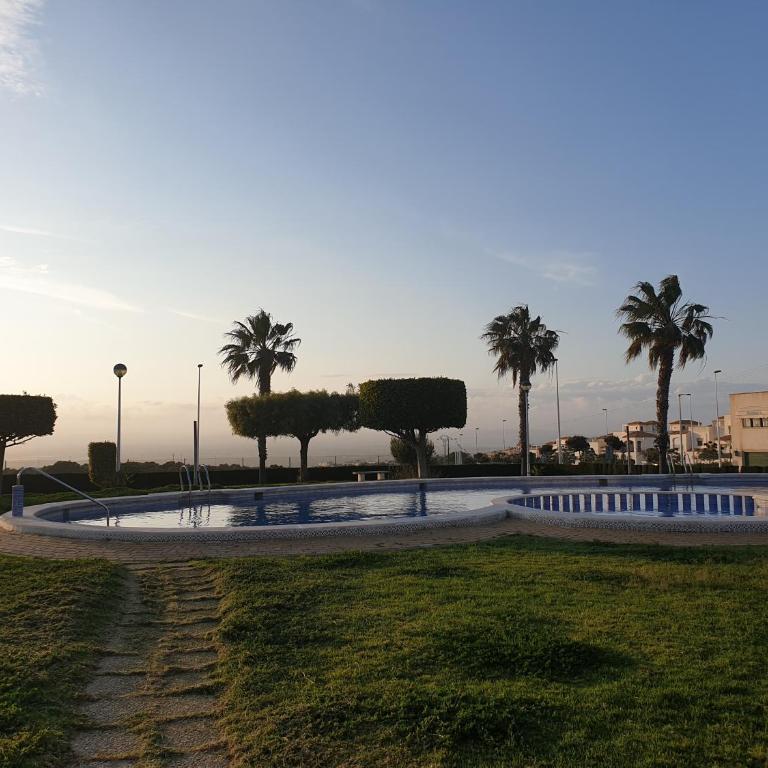 Mediterraneamente soleado - Apartamento de 2 dormitorios - 2