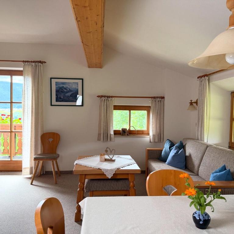 Gästehaus Hausenbauer - Apartment mit 2 Schlafzimmern und Bergblick - 3