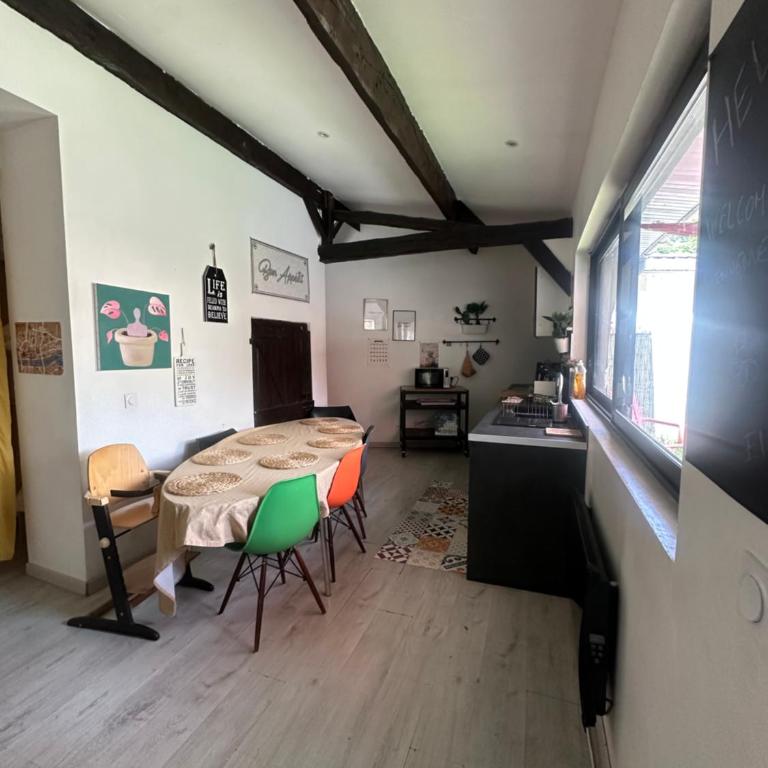 Maison bohème centre ville avec parking - Appartement 2 Chambres - 5