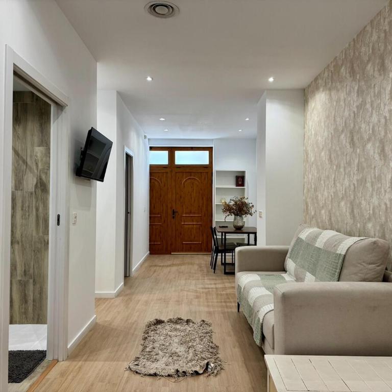 Reino Vlc - centrico y amplio piso - Three-Bedroom Apartment - 1